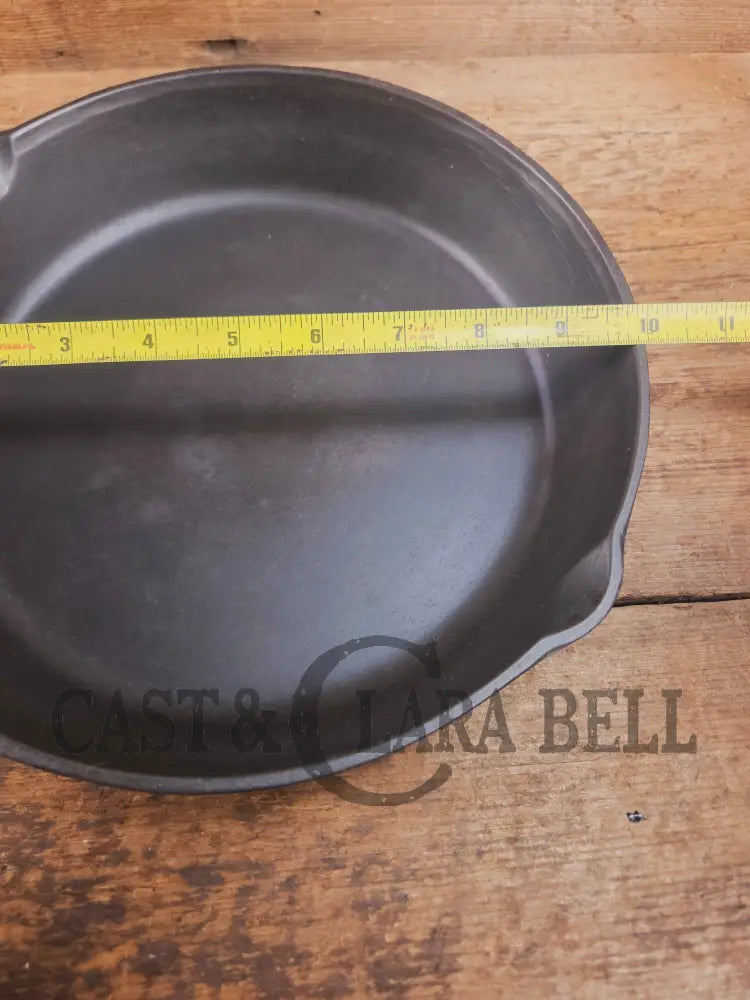 Classic 1910βs Lodge #7 Cast Iron Skillet Three Notch with raised T. Light sleek and ready to cook with! Skillet