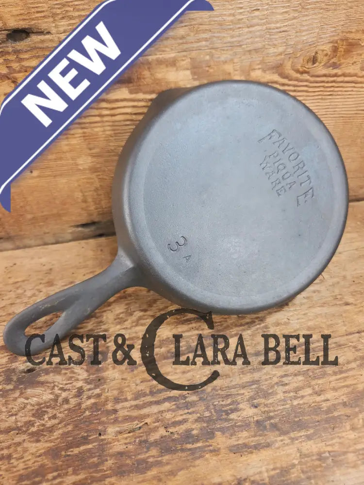 Classic Egg Skillet! 1920βs Favorite Piqua Ware #3 Skillet 3 A Skillet