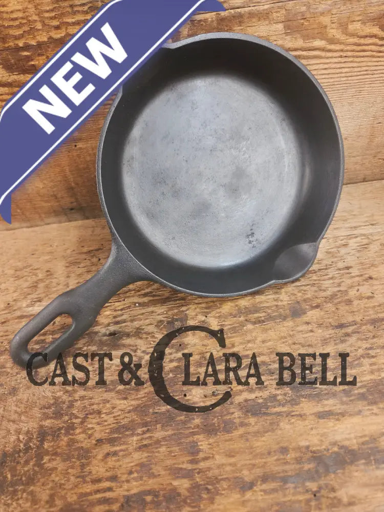 Classic Egg Skillet. 1940’s Griswold Iron Mountain #3 Cast Iron Egg Skillet with Heat Ring 1031 Skillet