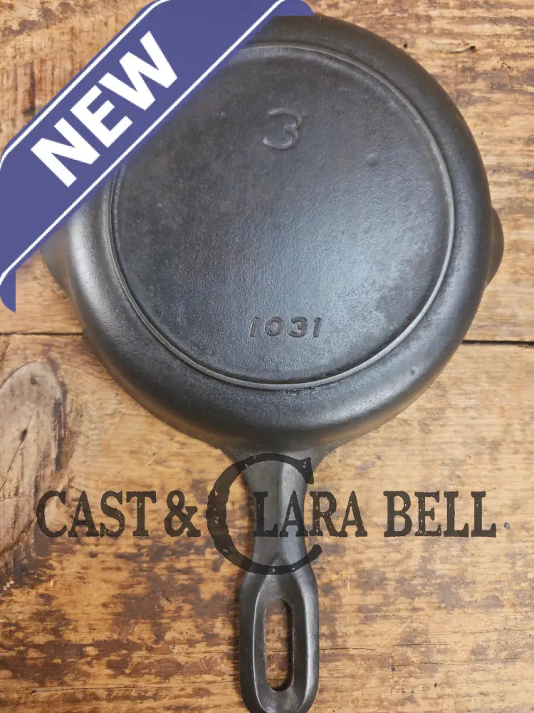 Classic Egg Skillet. 1940βs Griswold Iron Mountain #3 Cast Iron Egg Skillet with Heat Ring 1031 Skillet