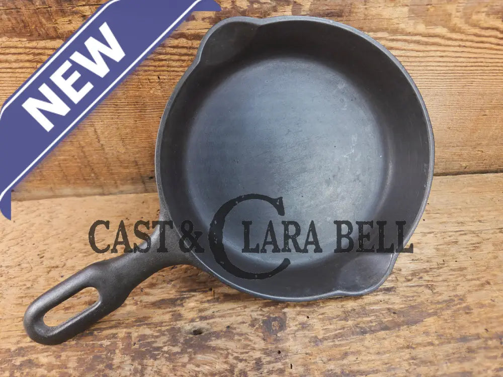 Classic Egg Skillet. 1940βs Griswold Iron Mountain #3 Cast Iron Egg Skillet with Heat Ring 1031 Skillet