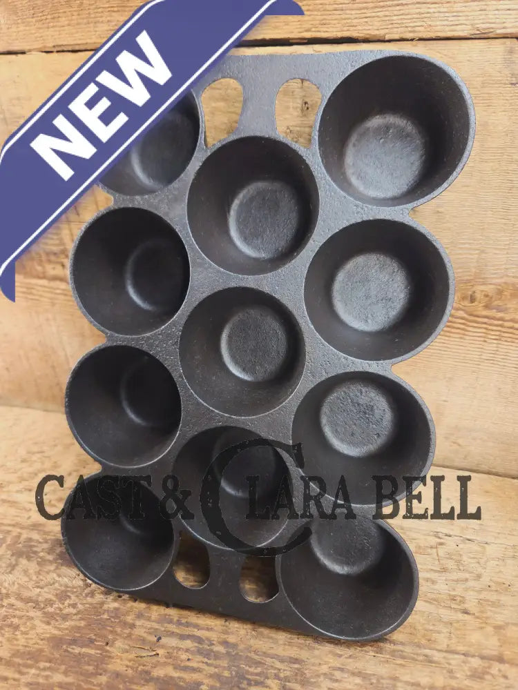 Classic! Griswold No. 10 Popover Pan 948. Variation 14 Closed Frame. Ready to make delicious brownies cupcakes or