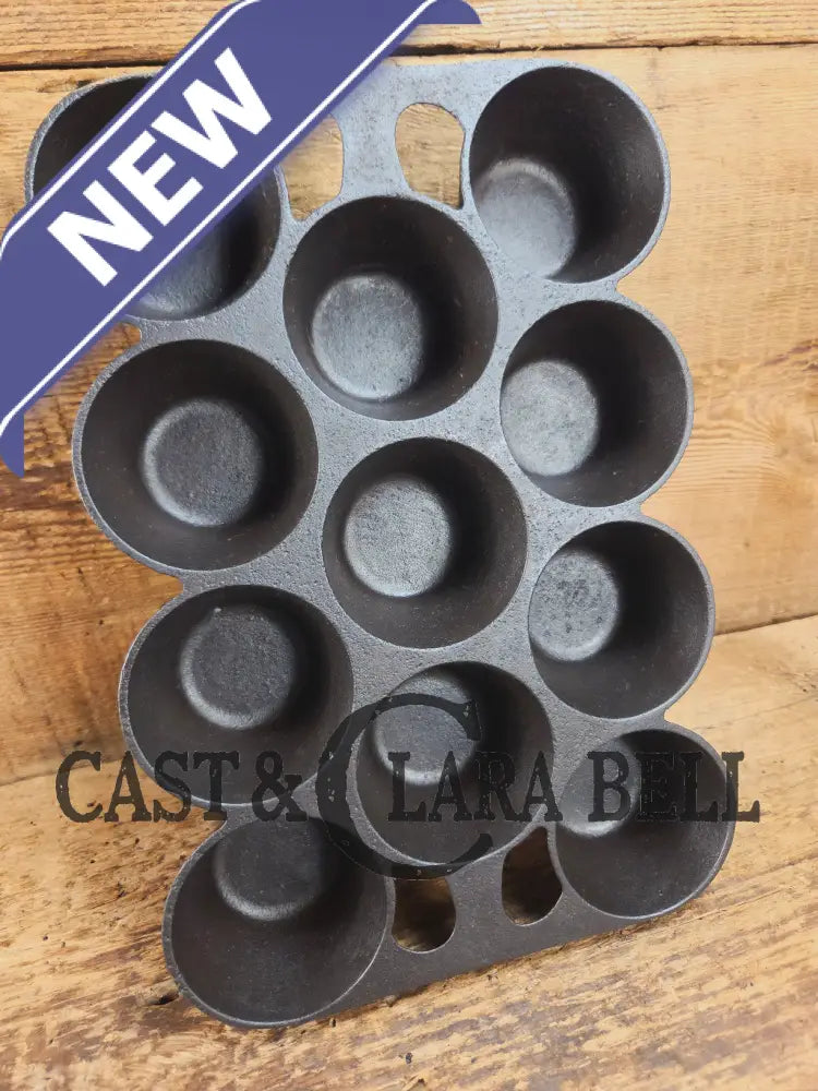 Classic! Griswold No. 10 Popover Pan 948. Variation 14 Closed Frame. Ready to make delicious brownies cupcakes or