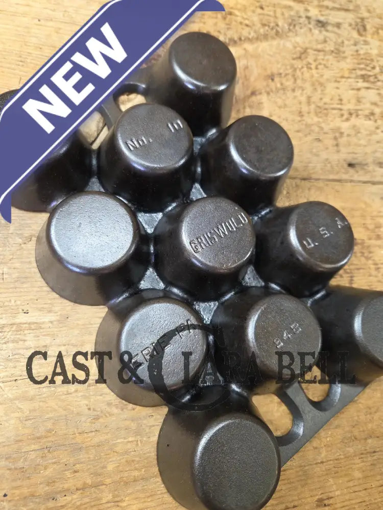 Classic! Griswold No. 10 Popover Pan 948. Variation 14 Closed Frame. Ready to make delicious brownies cupcakes or