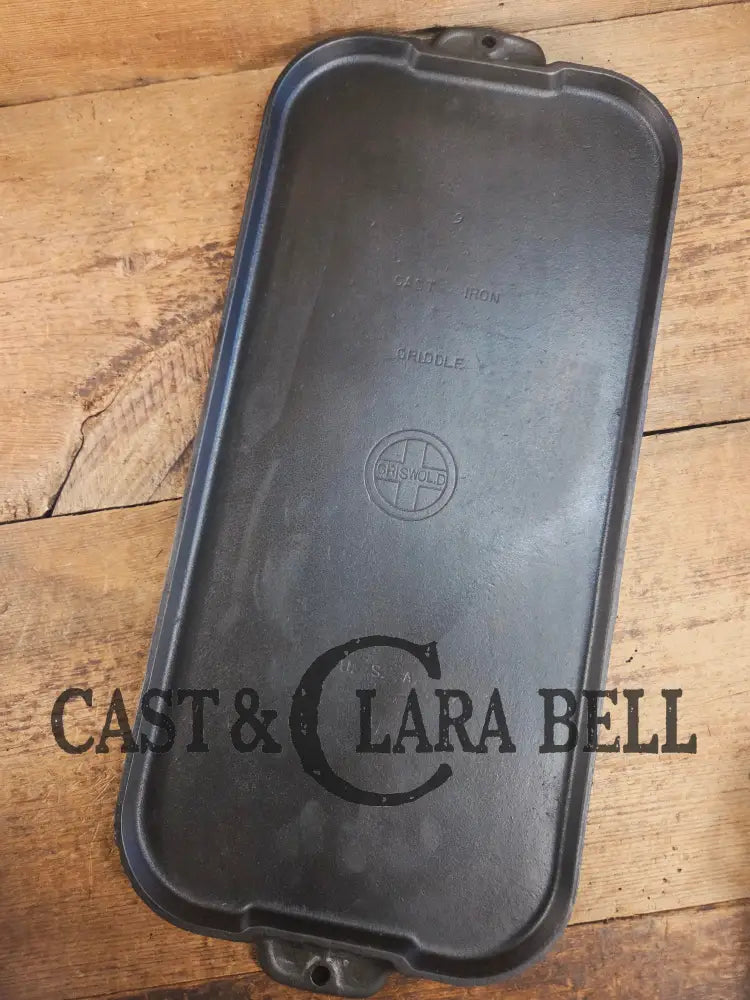 Classic HUGE Griswold #9 Long Griddle 909. Perfect for pancakes by the campfire or in your gourmet kitchen! Griddle