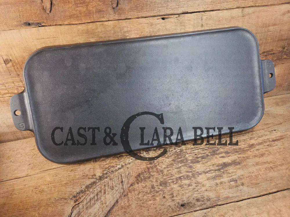 Classic HUGE Griswold #9 Long Griddle 909. Perfect for pancakes by the campfire or in your gourmet kitchen! Griddle