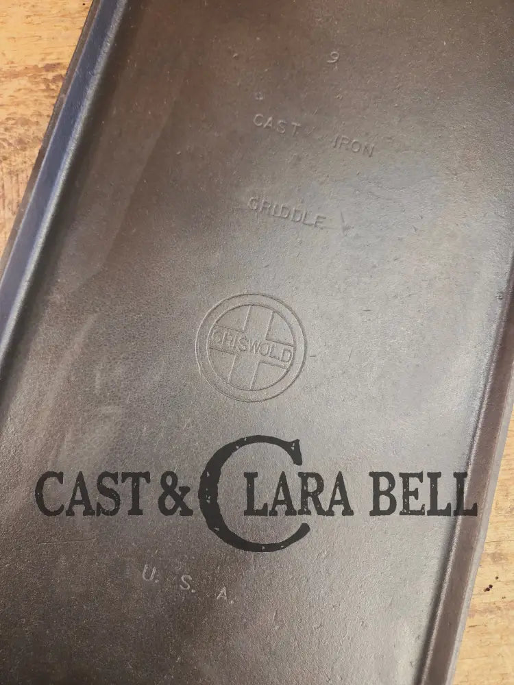 Classic HUGE Griswold #9 Long Griddle 909. Perfect for pancakes by the campfire or in your gourmet kitchen! Griddle