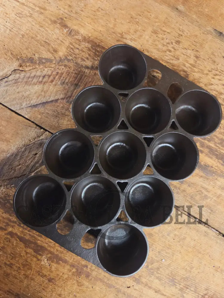 Classic! Open Frame Griswold No. 10 Popover Pan 11 cup 948 B. Fully Restored and Ready to make delicious brownies