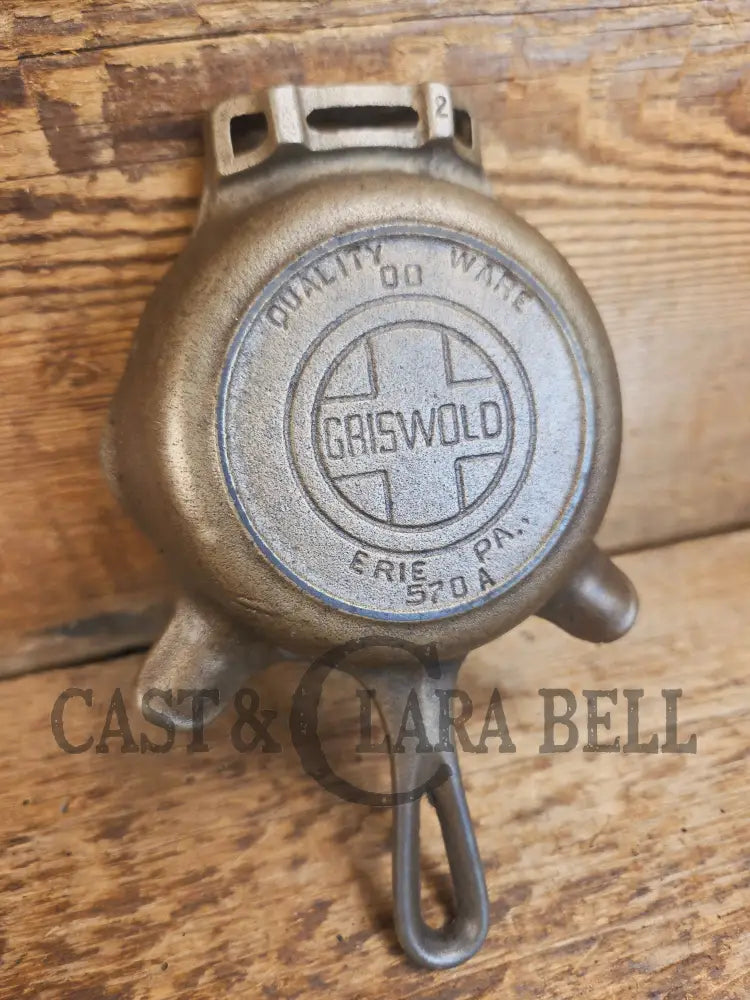 Collectible Griswold 570 Ashtray / Spoon Rest. Small Novelty cast iron skillet (nickel finish) for display or stove!