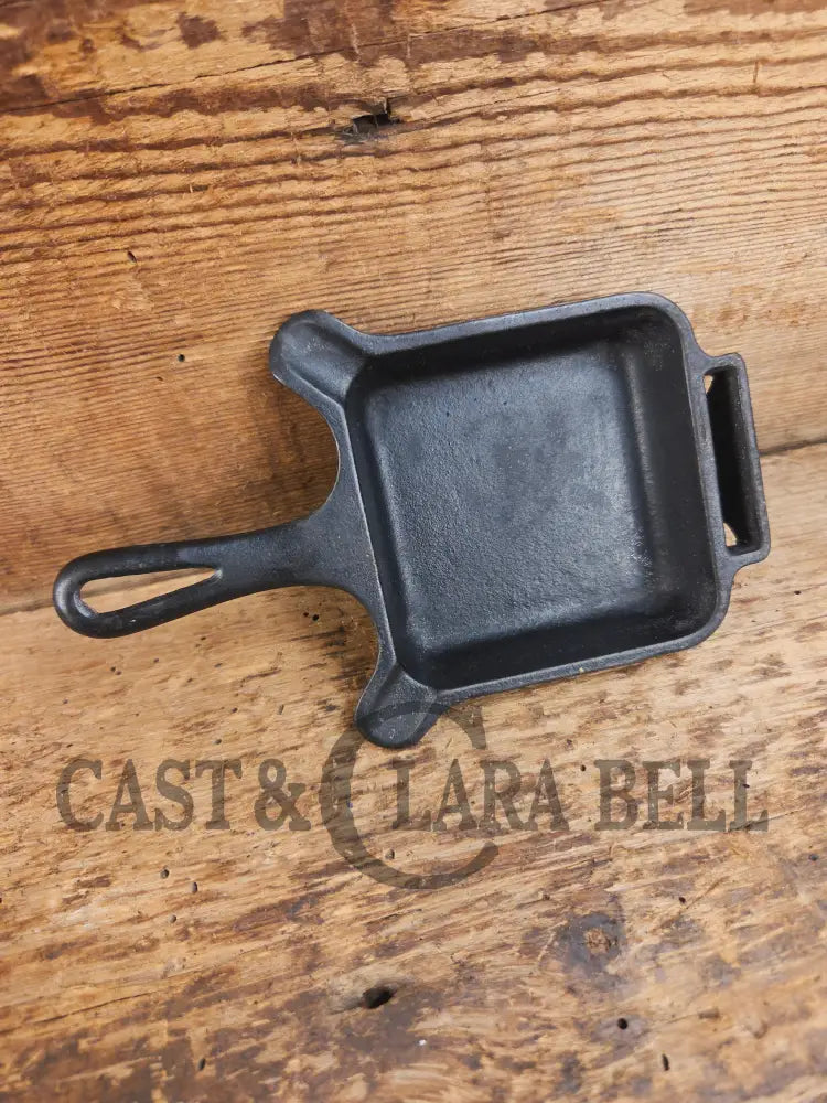 Collectible Griswold 770 Ashtray / Spoon Rest. Small Novelty cast iron skillet for display or stove! Fully Restored so