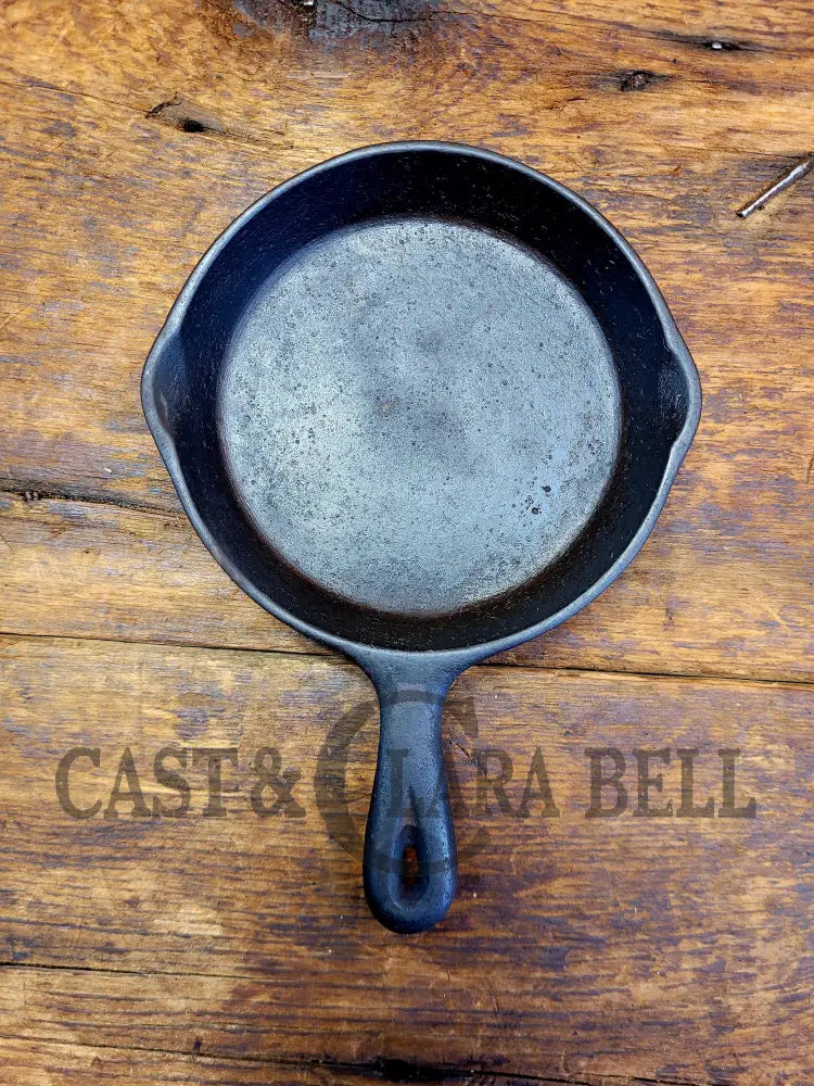 Collectible Toy Favorite Piqua No. 0 Cast Iron Skillet. Great For Display Or Your Junior Chef!