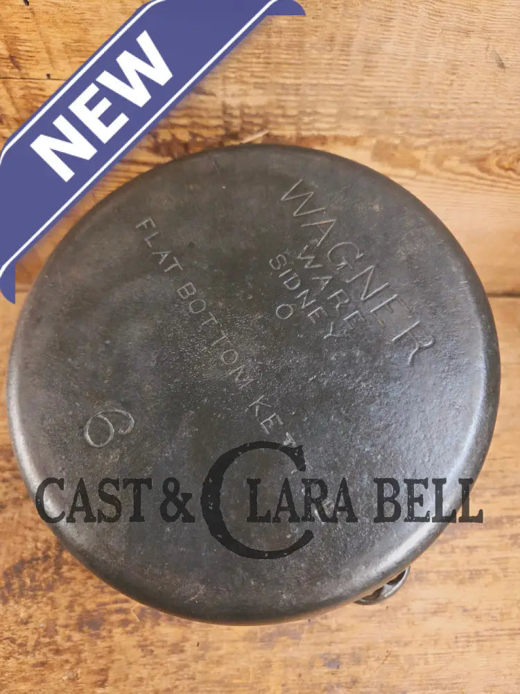 Collectorβs Piece: 1930βs #6 Wagner Ware Sidney flat bottom kettle. PERFECT daily user for soups stews and chili! Dutch