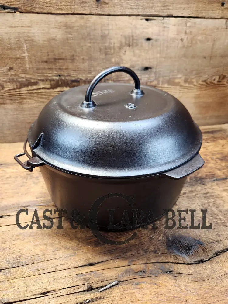 Collectors Piece. Hard To Find 1910βS Lodge #8 Split Bail Dutch Oven With Arc Logo And Lid. Ovens