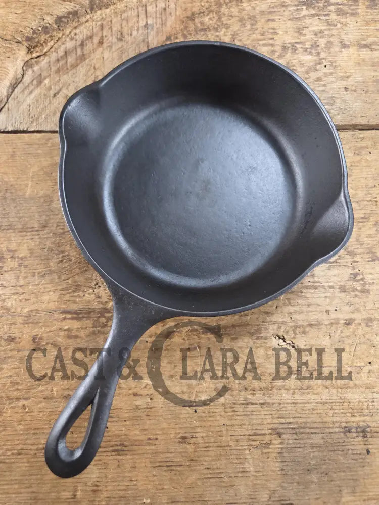Collectorβs Piece! Very early 1900βs Lodge #4 Skillet with 1 Notch Heat Ring Raised βA Iβ Skillet
