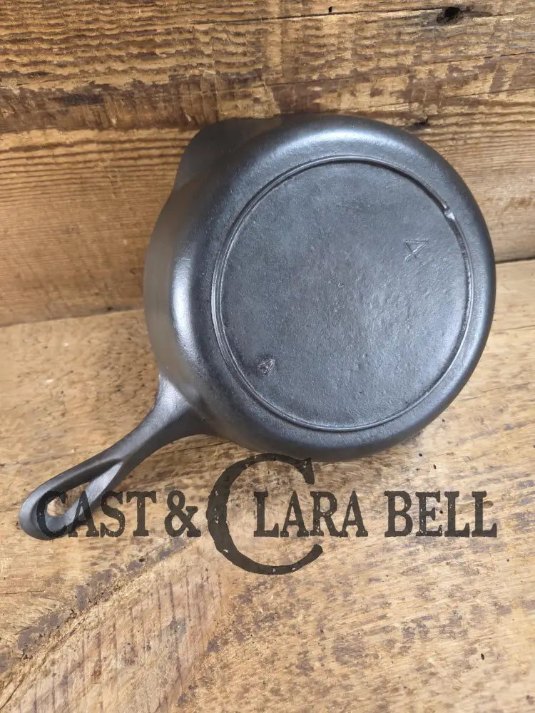 Collector’s Piece! Very early 1900’s Lodge #4 Skillet with 1 Notch Heat Ring Raised ’A I’ Skillet