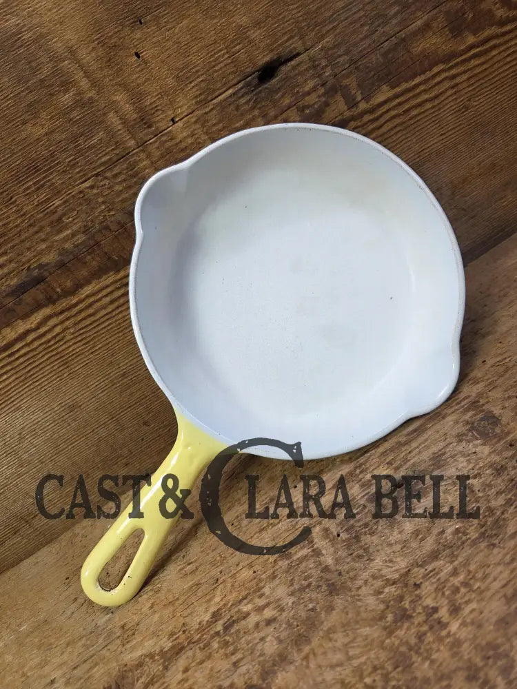 Cool and not often seen! 1940’s Griswold No. 3 ’Yellow and Cream’ enameled Cast Iron Egg Skillet 709