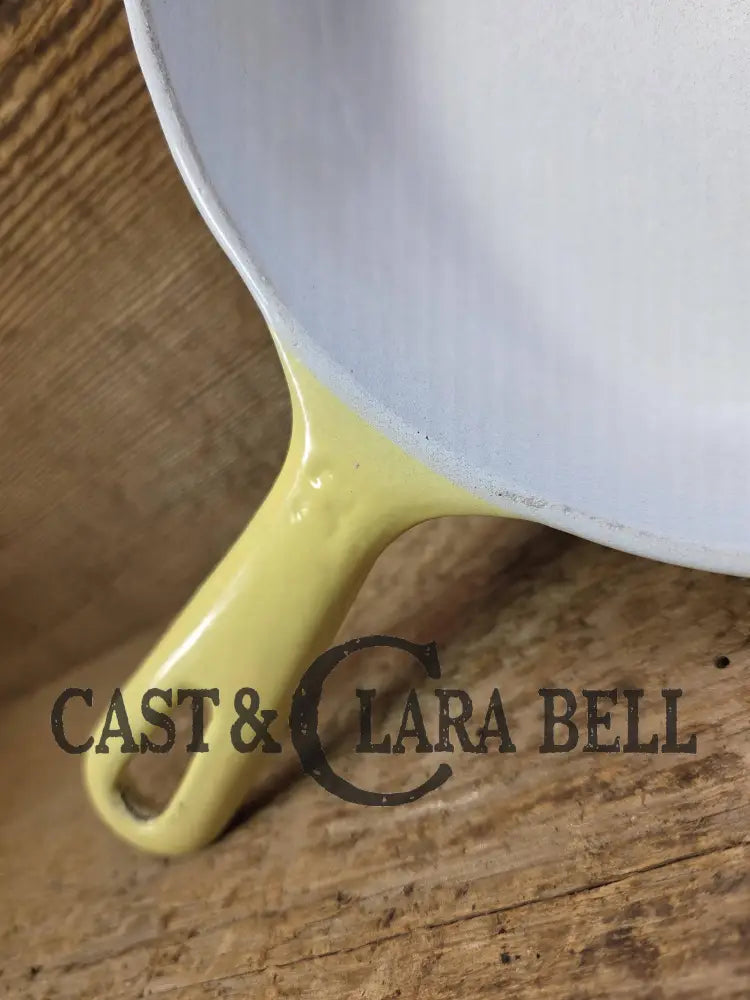 Cool and not often seen! 1940’s Griswold No. 3 ’Yellow and Cream’ enameled Cast Iron Egg Skillet 709
