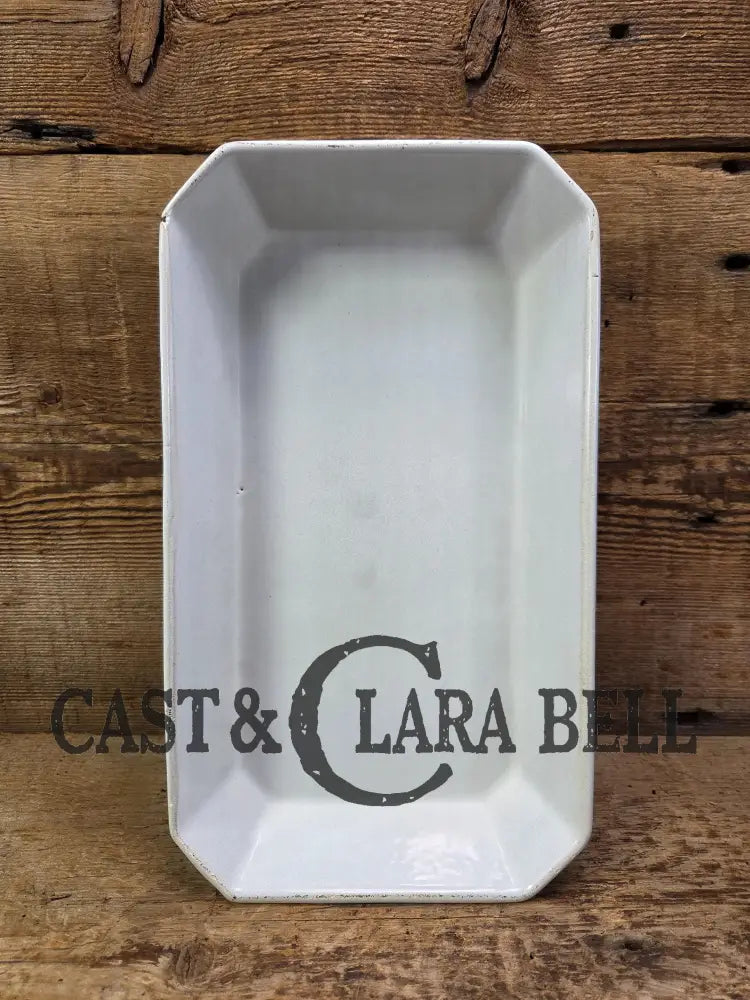 Cool and not often seen! 1940’s Griswold No. 81 ’Yellow and Cream’ enameled casserole dish!