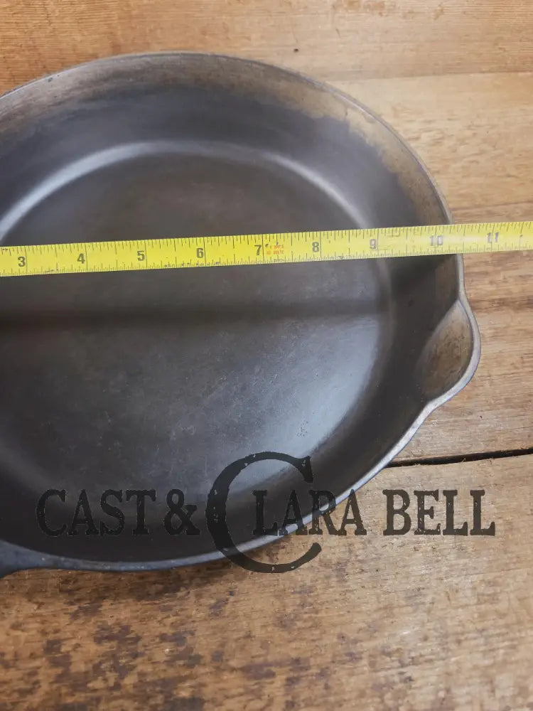 Cool Patina! Early 1920’s Griswold #8 Plated finish Cast Iron Skillet with Large Block Logo heat ring 704 SC24 Skillet