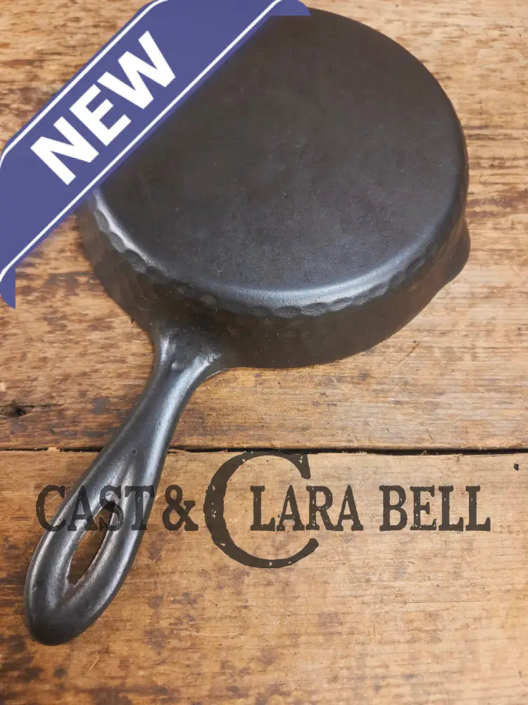 Cool story! 1920βs Chicago Hardware Foundry #3 Classic Hammered Egg Skillet Skillet