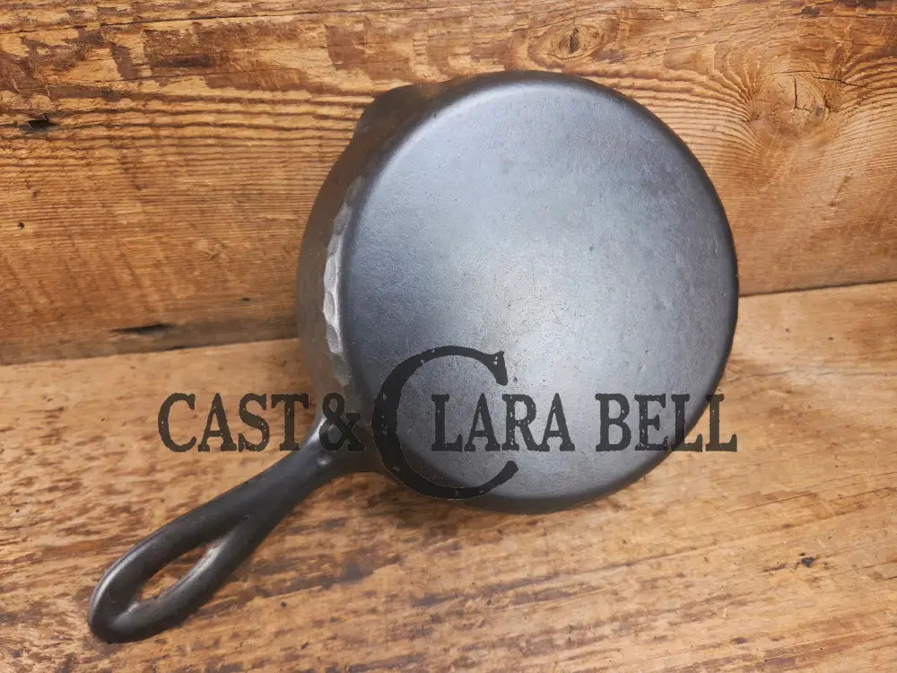 Cool story! 1920’s Chicago Hardware Foundry #3 Classic Hammered Egg Skillet Skillet