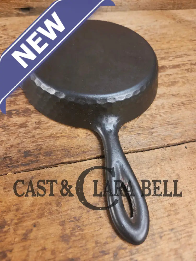 Cool story! 1920βs Chicago Hardware Foundry #3 Classic Hammered Egg Skillet Skillet