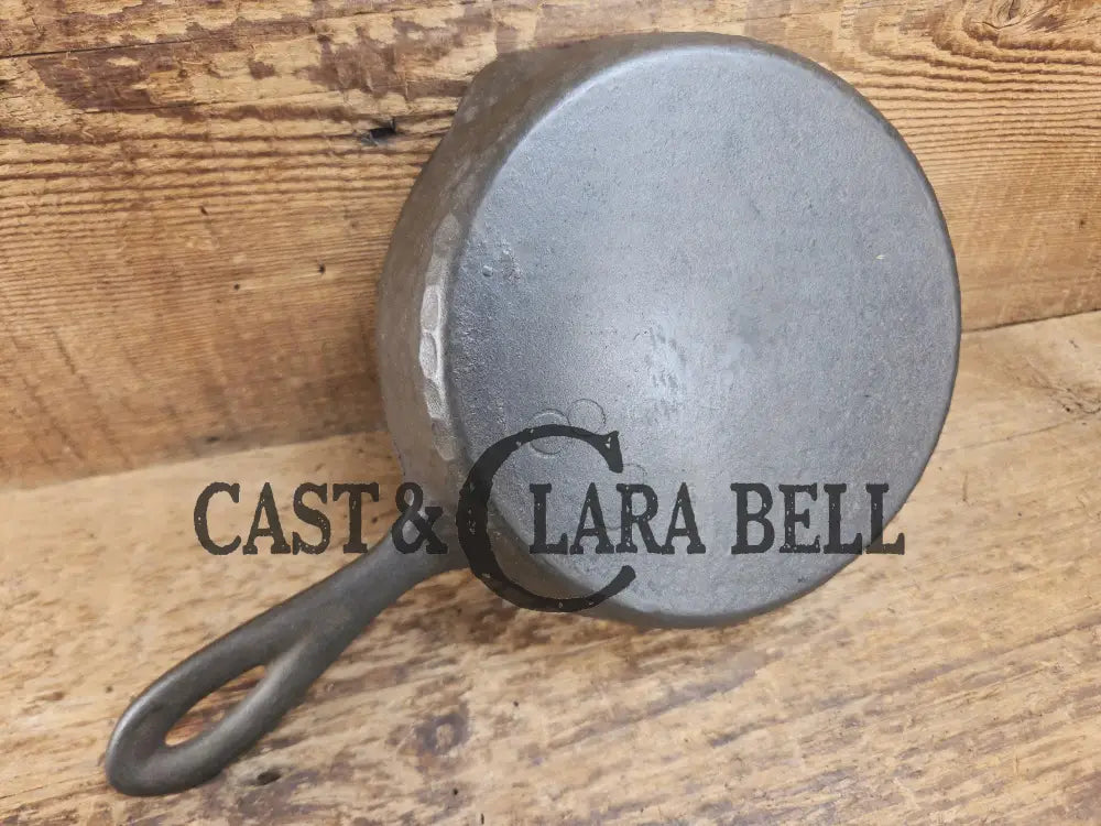 Cool story! 1920’s Chicago Hardware Foundry #3 Classic Hammered Egg Skillet. SC24