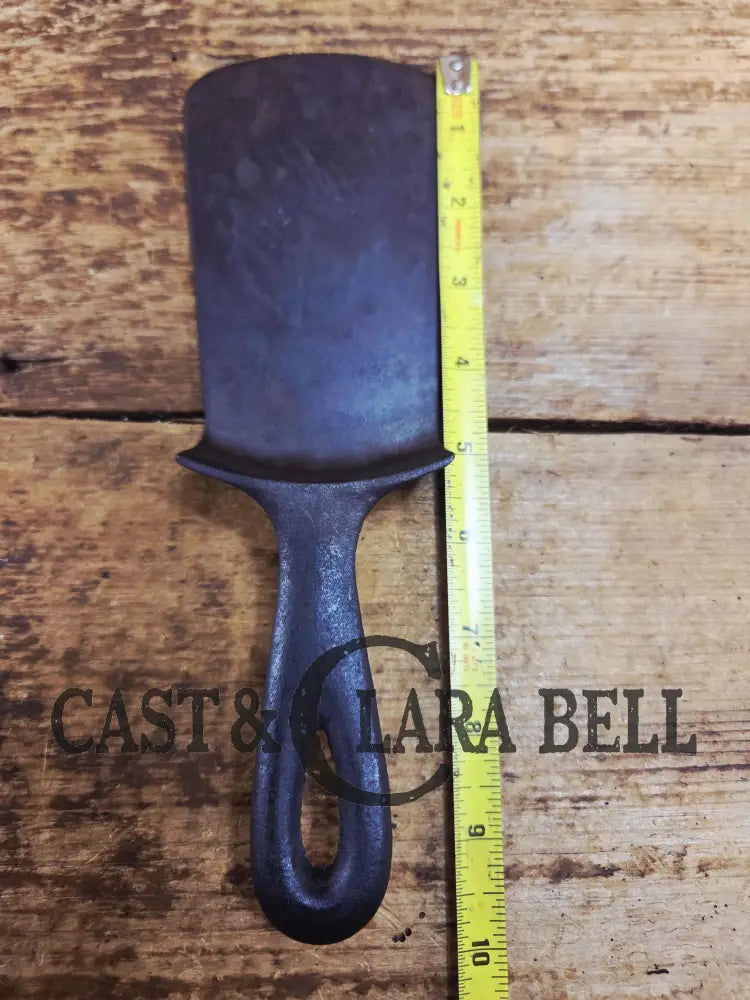 Custom made #3 Favorite Piqua Ware Cast Iron Spatula. Reclaimed from 1920βs Era Egg Skillet SC24