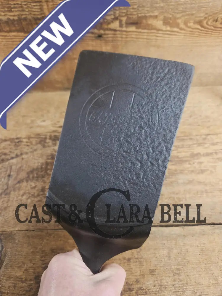 Custom made #7 701 Griswold Cast Iron Skillet Spatula. Reclaimed 1910βs Era Griswold Slant Logo skillet. Awesome gift
