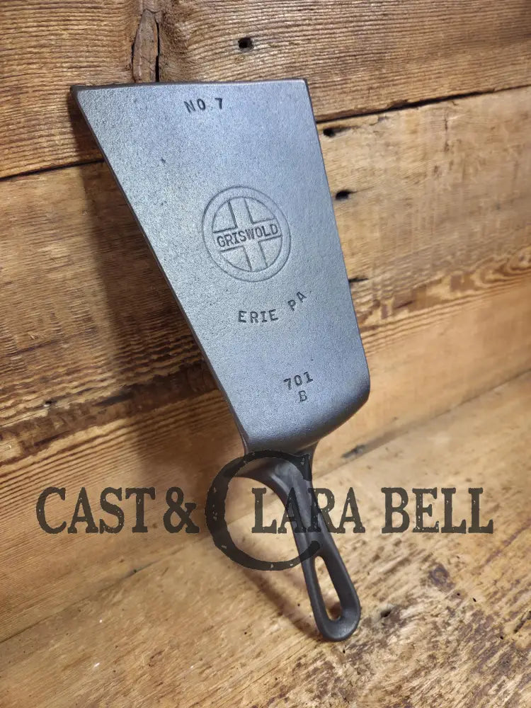 Custom made #7 701 Griswold Cast Iron Skillet Spatula. Reclaimed from 1940βs Griswold Small Block skillet. Awesome gift