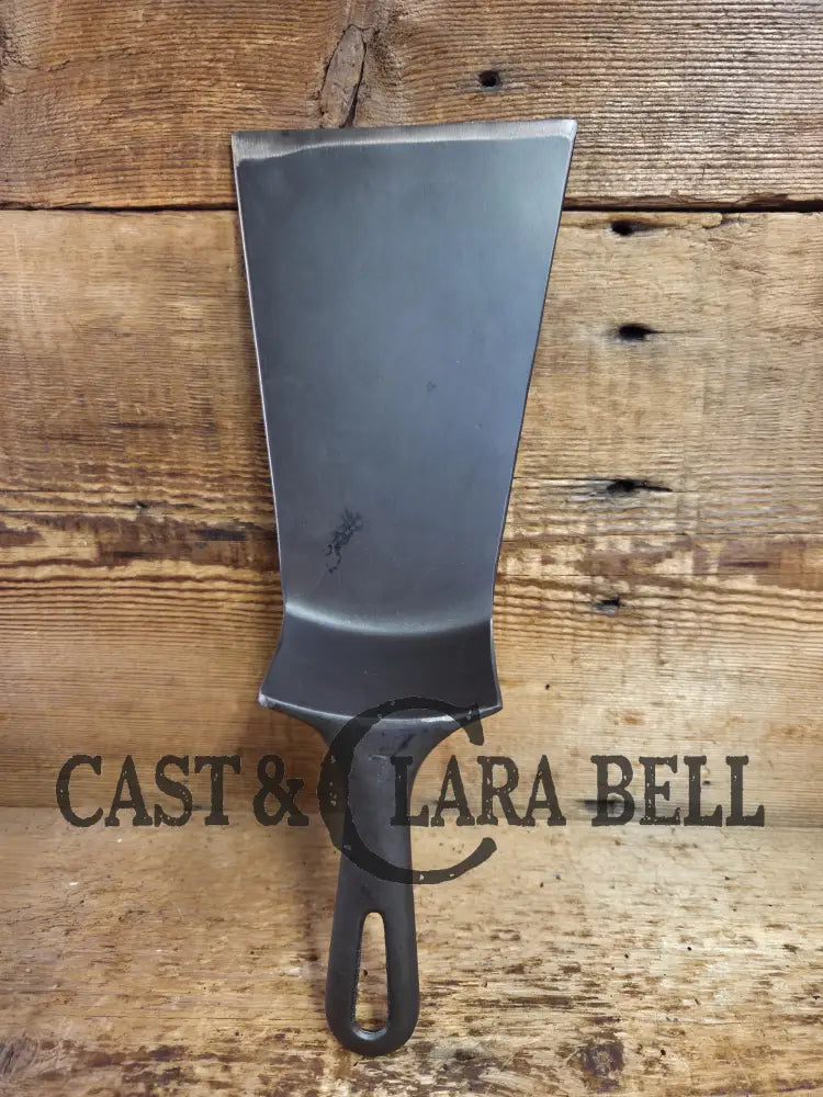 Custom made #7 701 Griswold Cast Iron Skillet Spatula. Reclaimed from 1940βs Griswold Small Block skillet. Awesome gift