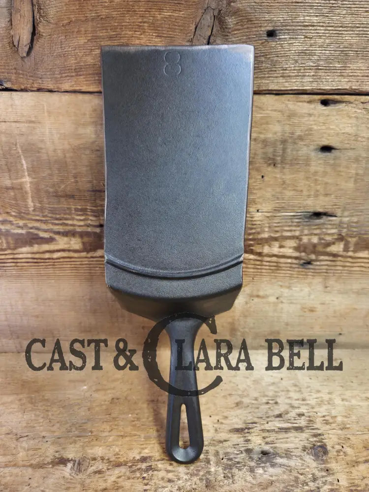 Custom made #8 1900βs Lodge Cast Iron Skillet Spatula. Reclaimed from a early to mid 1900βs 3 notch Lodge skillet.