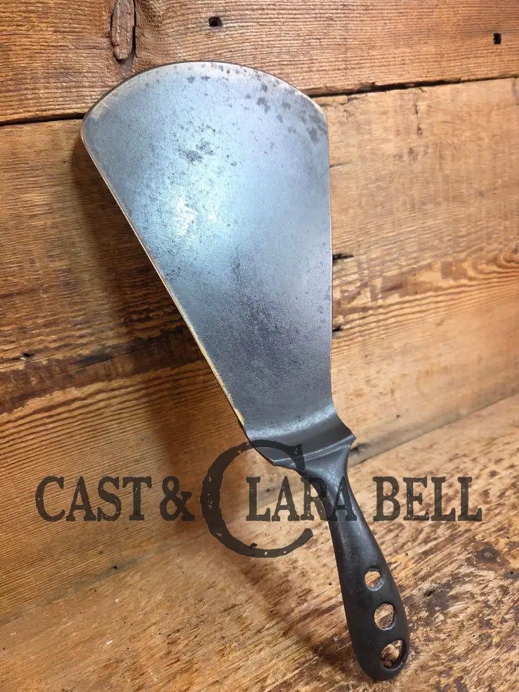 Custom made #8 Early 1900’s Wagner Cast Iron Griddle Spatula. Reclaimed from a tough to find early Wagner skillet