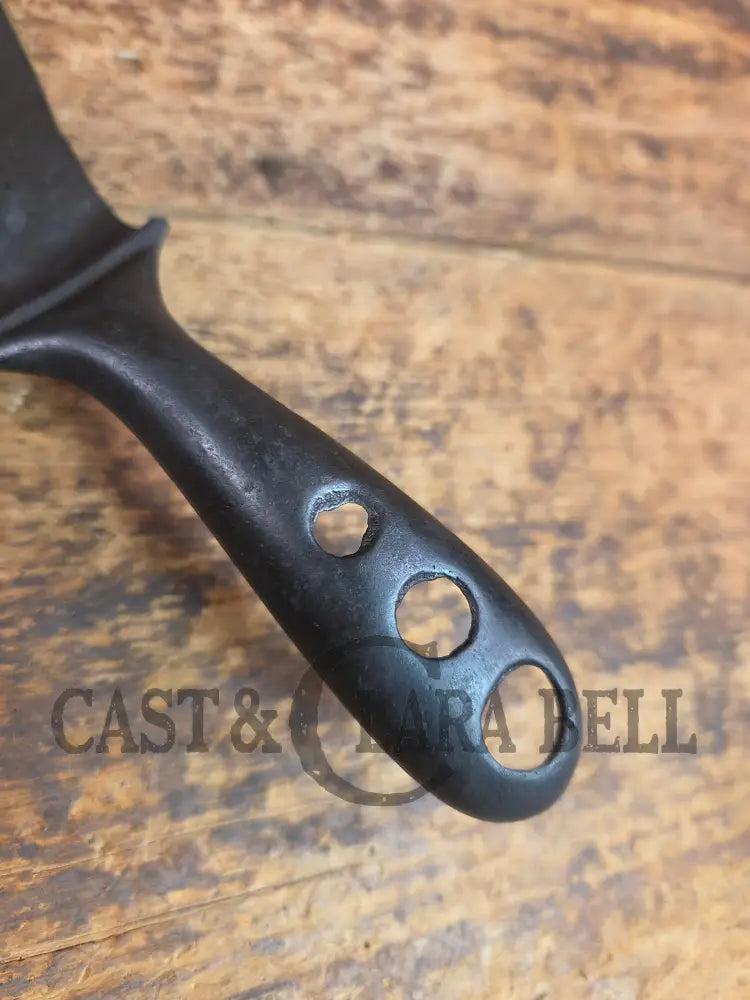 Custom made #8 Early 1900’s Wagner Cast Iron Griddle Spatula. Reclaimed from a tough to find early Wagner skillet