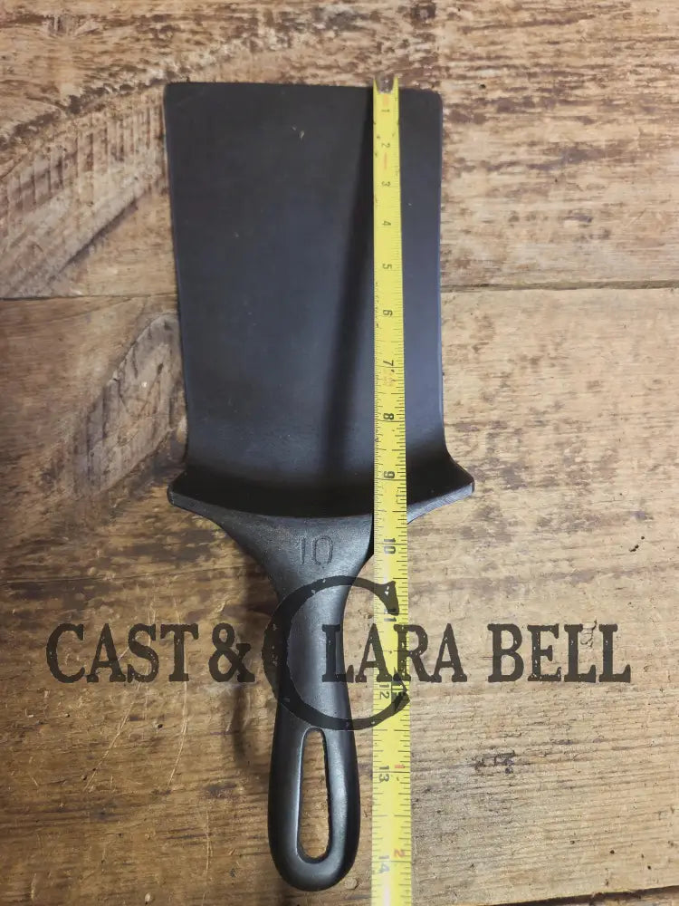 Custom made BIG one of a kind 1930βs Era Wagner #10 Cast Iron Repurposed Spatula. Awesome for the home griller! SC24