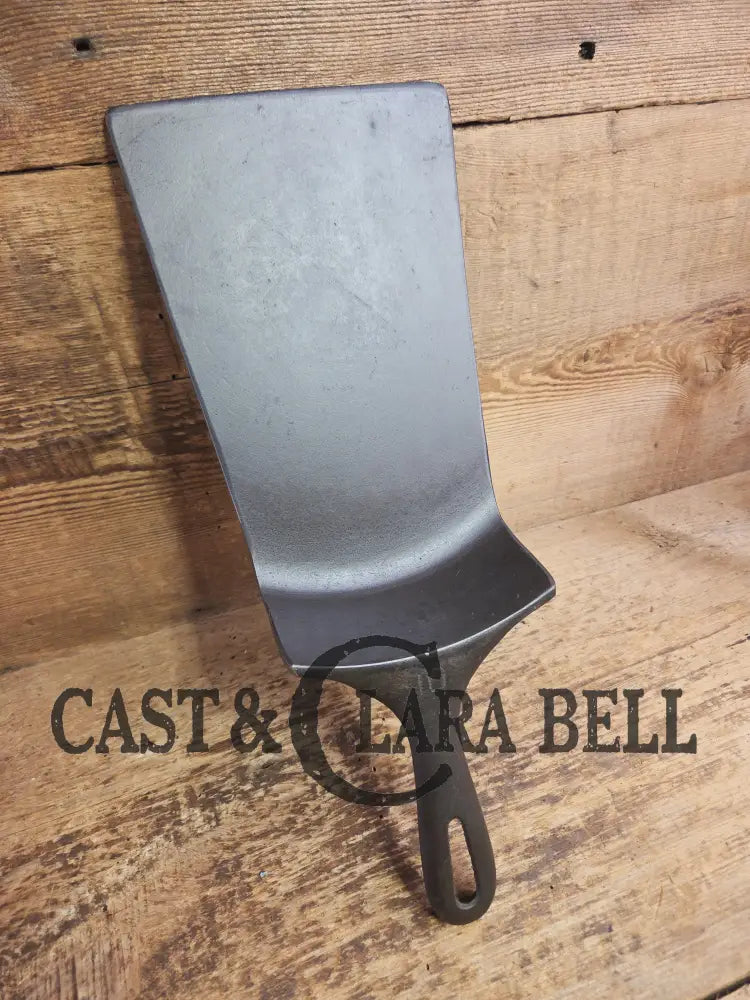 Custom made BIG one of a kind 1930βs Era Wagner #10 Cast Iron Repurposed Spatula. Awesome for the home griller! SC24