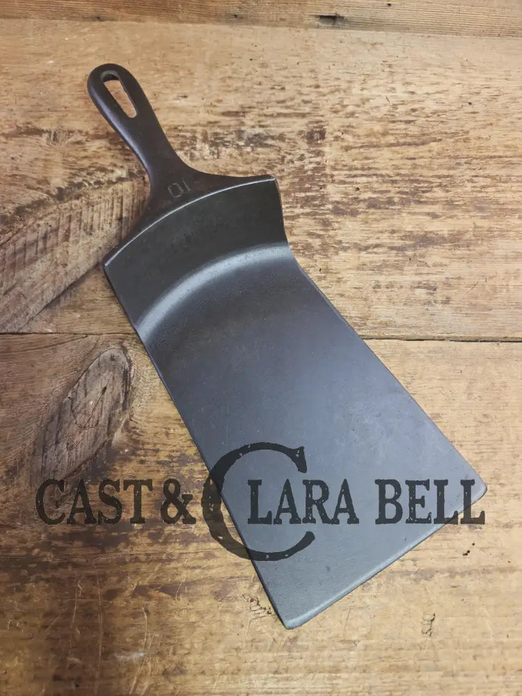 Custom made BIG one of a kind 1930βs Era Wagner #10 Cast Iron Repurposed Spatula. Awesome for the home griller! SC24