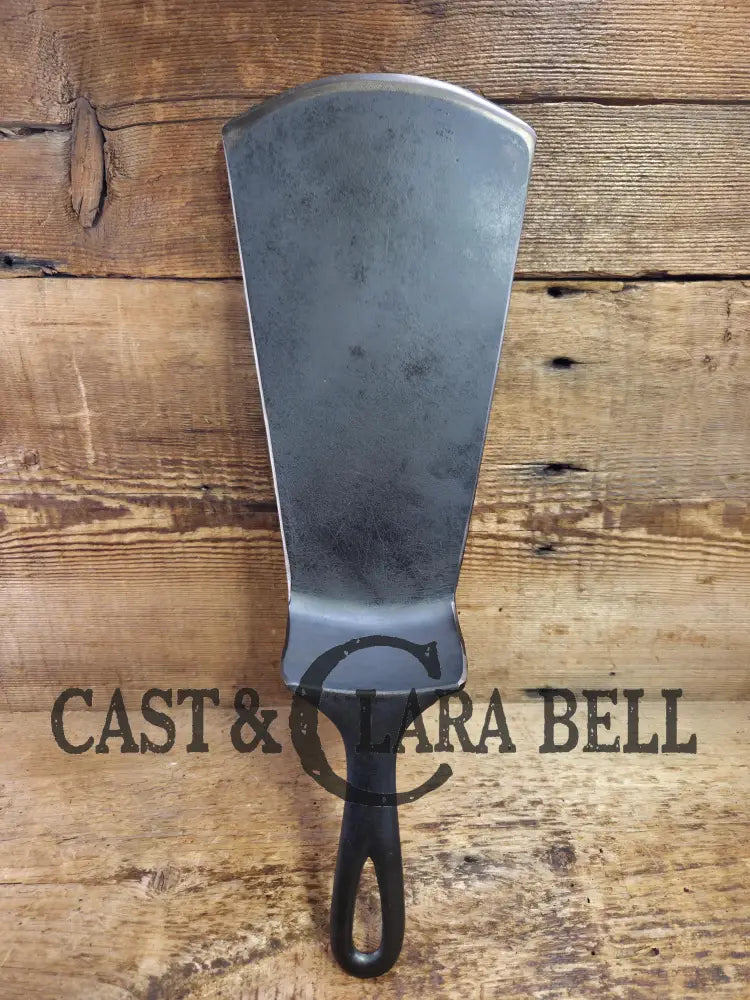 Custom made Griswold Cast Iron Skillet Spatula. MONSTER Reclaimed #11 1910βs Era Griswold Slant cast iron skillet. SC24