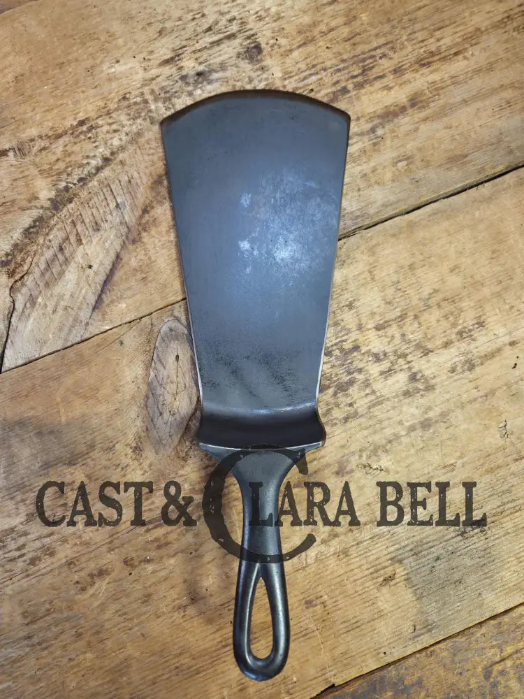Custom made Griswold Cast Iron Skillet Spatula. MONSTER Reclaimed #11 1910βs Era Griswold Slant cast iron skillet. SC24