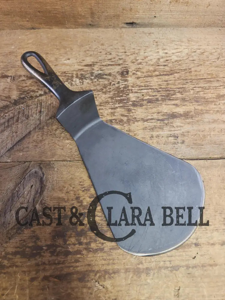 Custom made one of a kind 1910βs Era Sidney Holloware #9 Cast Iron Repurposed Spatula. Hard to find skillet now a