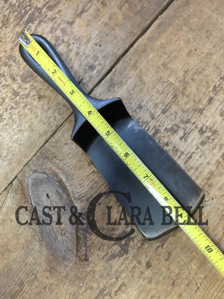 Custom made one of a kind 1920βs Era Wagner Ware Sidney #2 Cast Iron Repurposed Spatula. Awesome for the home griller!