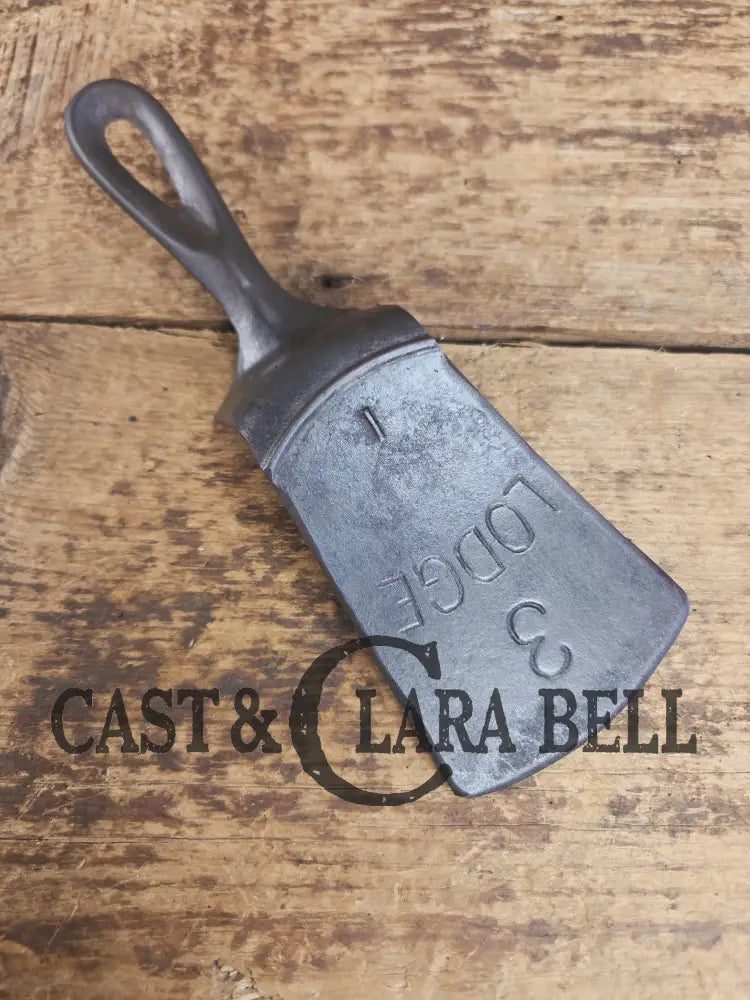 Custom made small Lodge Arc Logo Cast Iron Skillet Spatula. Reclaimed from a early 1900βs Lodge Arc cast iron skillet.