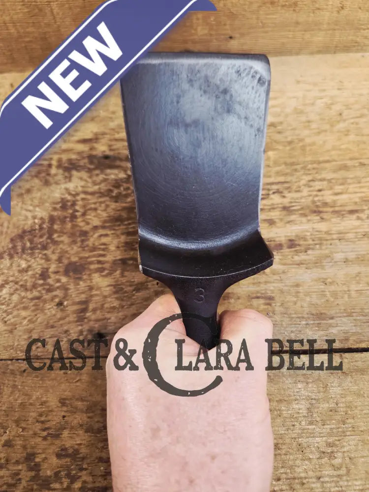 Custom made Wagner Ware Cast Iron Skillet Spatula. Reclaimed 1920’s Era #1053 WagnerWare cast iron egg skillet. Great