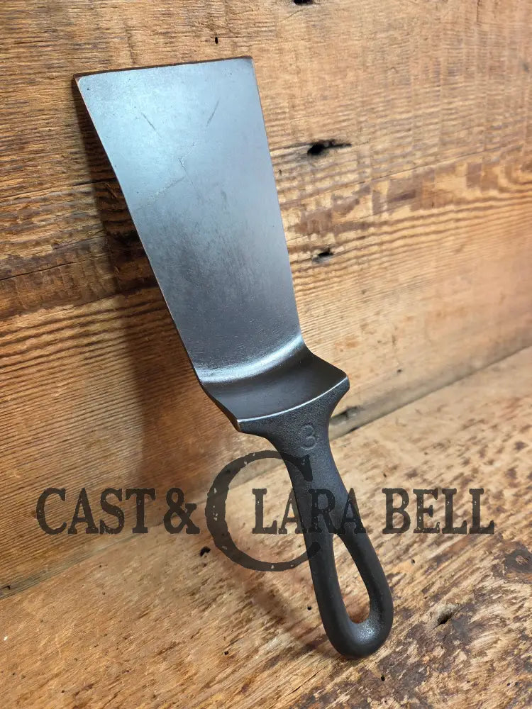 Custom made Wagner Ware Cast Iron Skillet Spatula. Reclaimed 1920’s Era #1053 WagnerWare cast iron egg skillet. Great