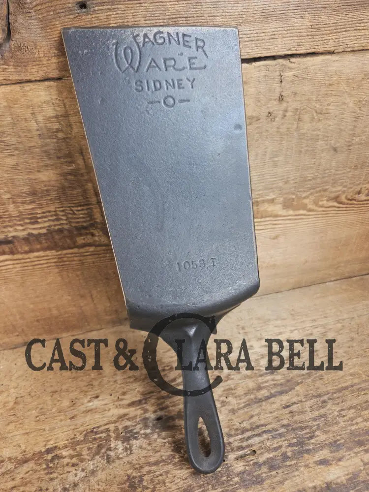 Custom made Wagner Ware Cast Iron Skillet Spatula. Reclaimed 1920βs Era #1058 T WagnerWare cast iron skillet. Great