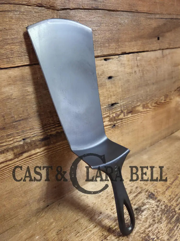 Custom made Wagner Ware Cast Iron Skillet Spatula. Reclaimed 1920’s Era #1058 WagnerWare cast iron skillet. Great gift!