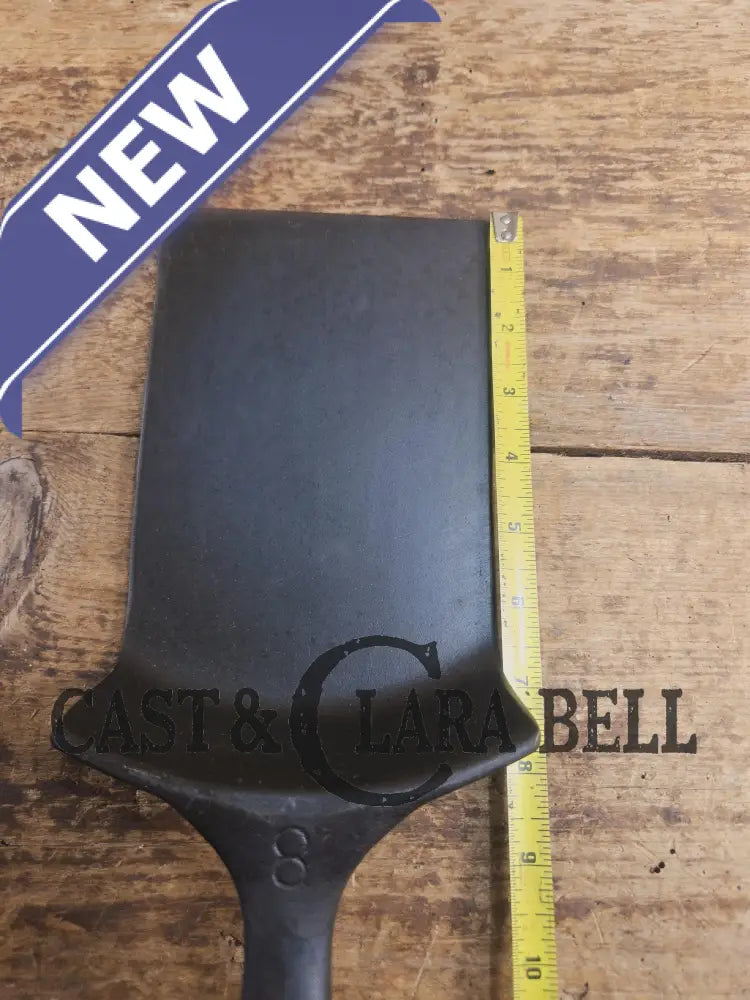 Custom made Wagner Ware Cast Iron Skillet Spatula. Reclaimed 1920’s Era #1058 WagnerWare cast iron skillet. Great gift!