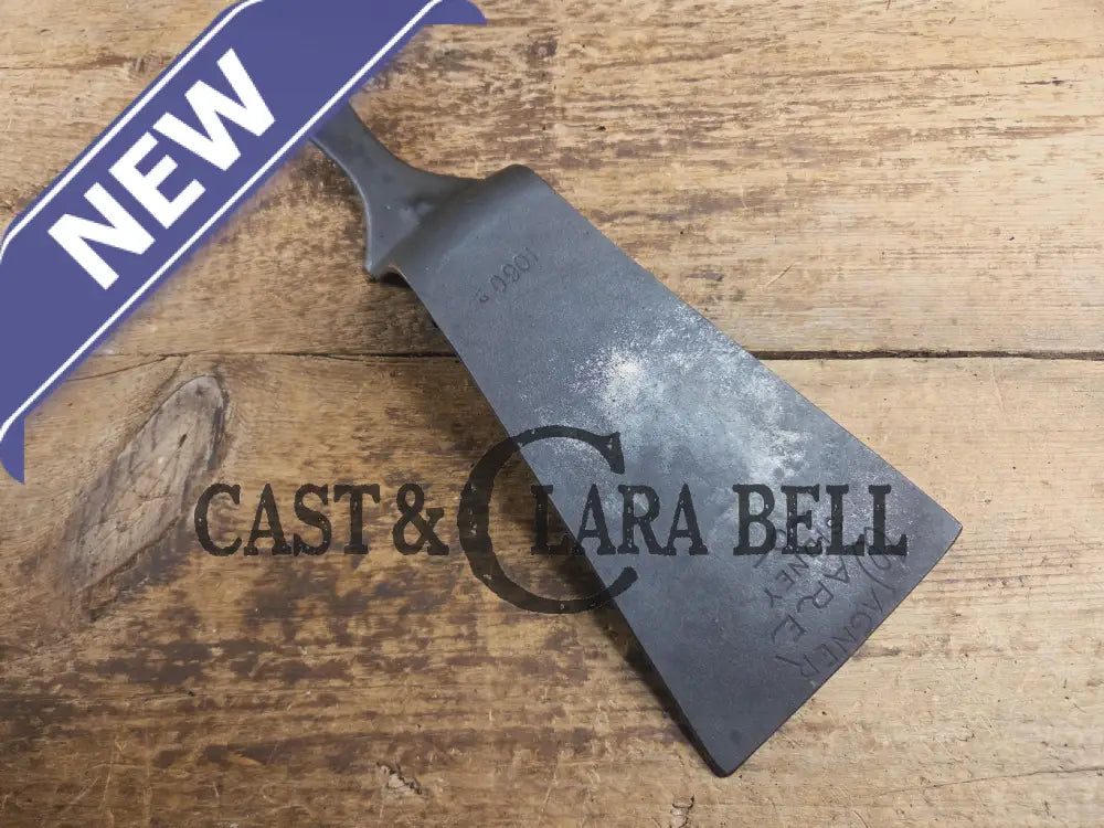 Custom made Wagner Ware Cast Iron Skillet Spatula. Reclaimed 1920’s Era #1058 WagnerWare cast iron skillet. Great gift!