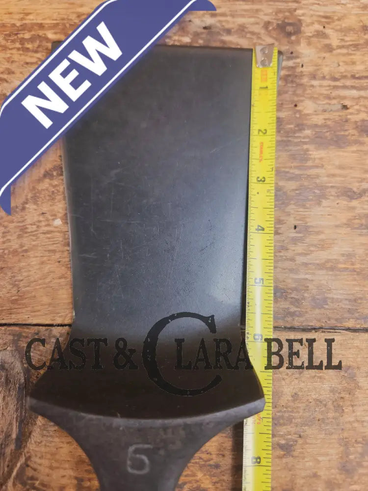 Custom one of a kind Repurposed Spatula. Made from 1940βs Era Wagner #8 DEEP Chicken Fryer. Awesome for the home