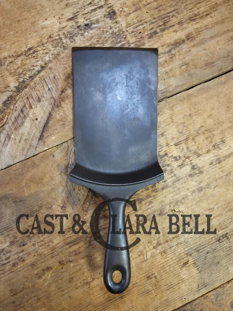 Custom one of a kind Repurposed Spatula. Made from 1940βs Era Wagner Ware Sidney #8 DEEP Chicken Fryer. Awesome for the